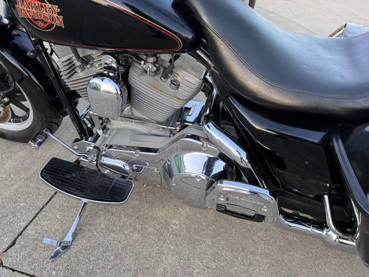 2001 Harley-Davidson FLHT Electra Glide Standard